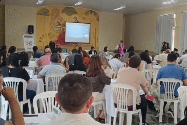II Encontro Regional das Comissões Escolares debate prevenção à violência contra crianças e adolescentes em Iguatu
