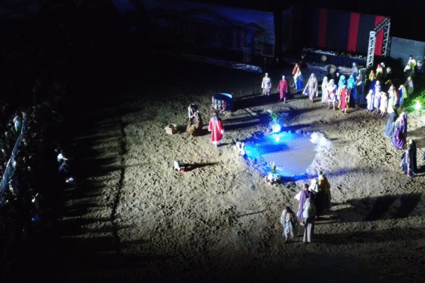 Encenação da Paixão de Cristo reúne grande público no Largo da Telha em Iguatu