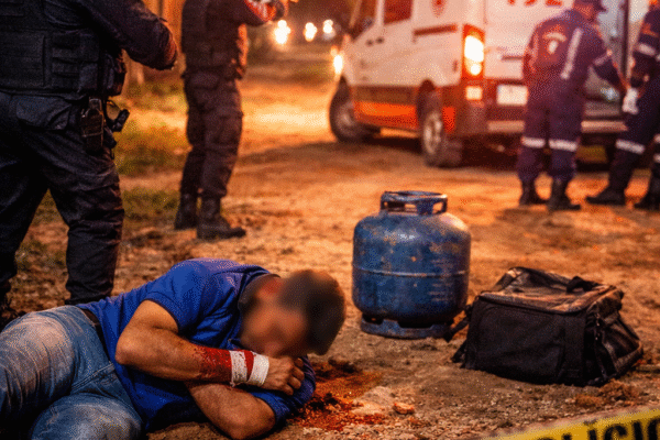 Entregador é baleado durante tentativa de homicídio na zona rural de Jucás